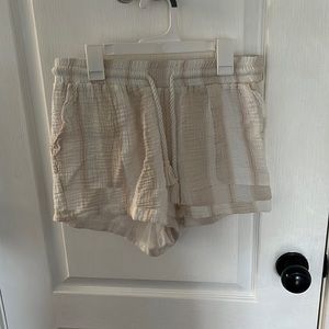ocean drive linen shorts
